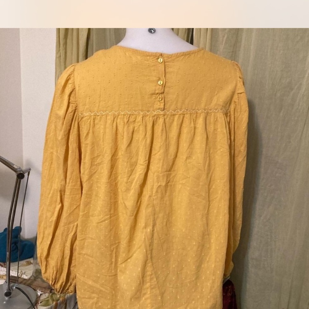 Max Studion Embroidered boho goldenrod Women's Top M bust 40” - Picture 4 of 8